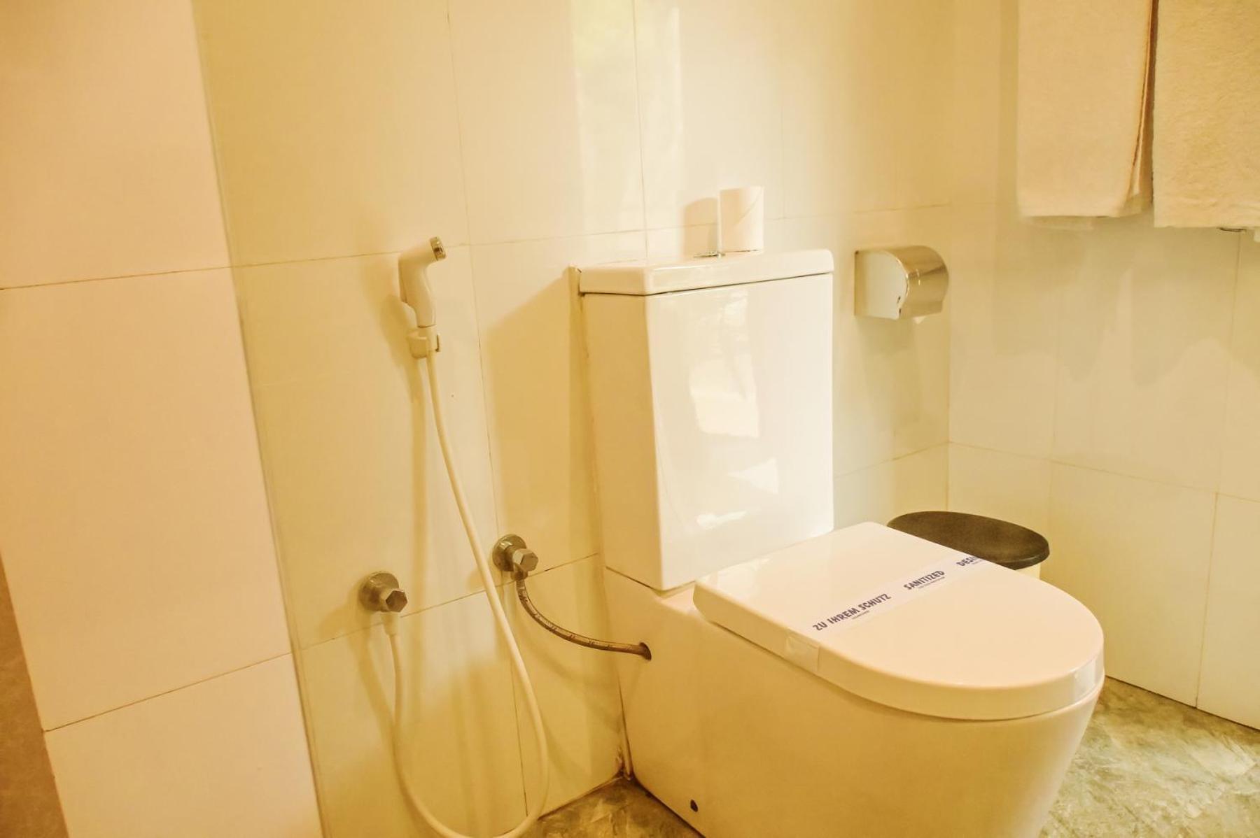 Agbo Hotel Polonnaruwa Exteriör bild
