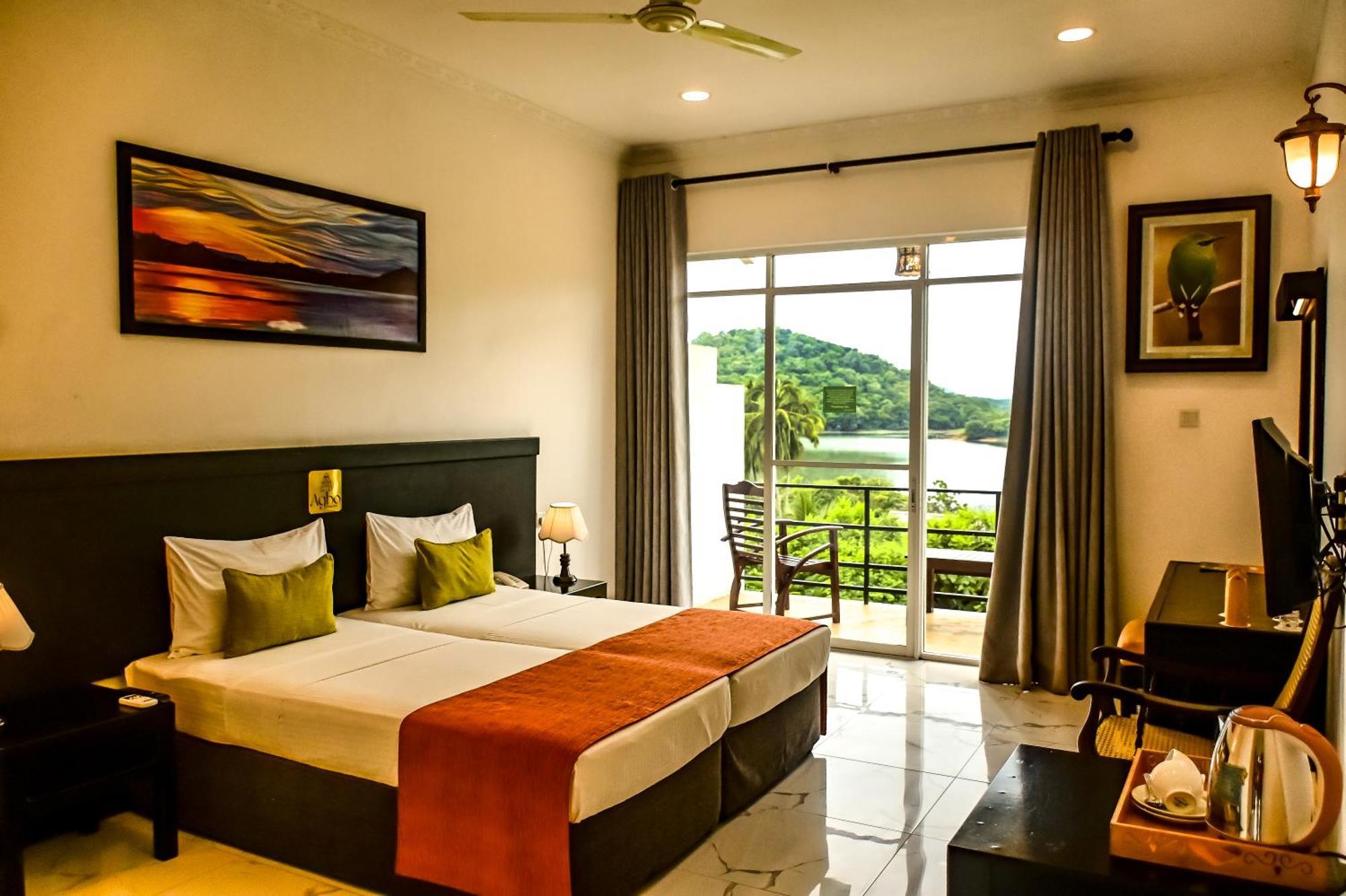 Agbo Hotel Polonnaruwa Exteriör bild